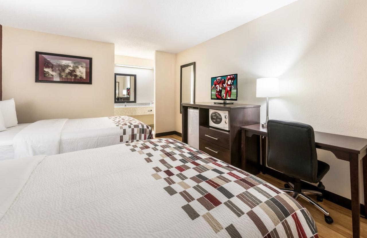 Red Roof Inn Indianapolis - Castleton Dış mekan fotoğraf